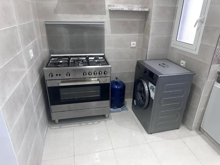 Appartement Mamouniya - Host Only Families Rabat Buitenkant foto